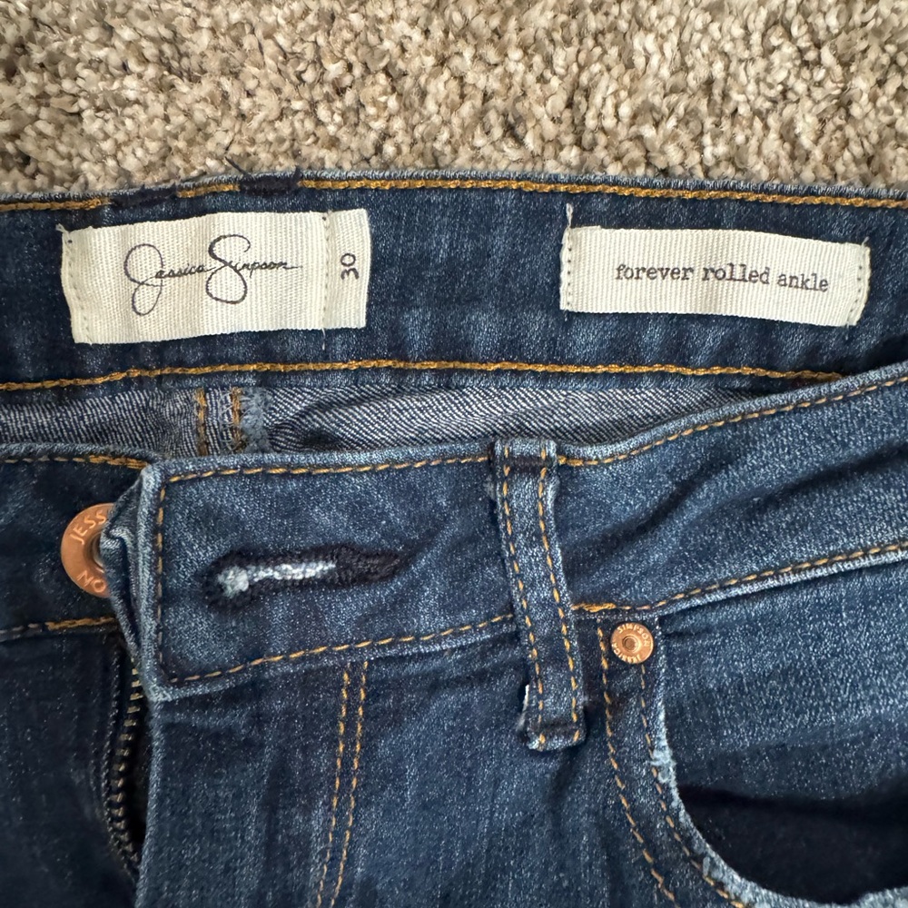 Jessica Simpson Blue Ankle Cropped Jeans. Size 30. Gently used.